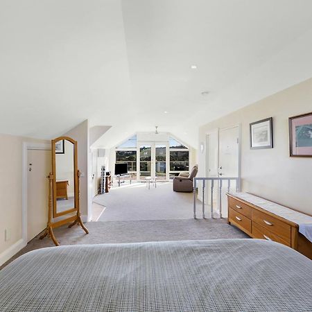 Logans Beach Apartments - The Loft Warrnambool Buitenkant foto