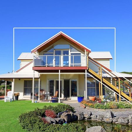 Logans Beach Apartments - The Loft Warrnambool Buitenkant foto
